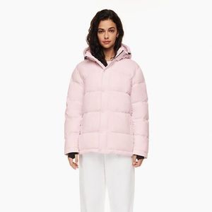 Aritzia Super puff regular length- Chalk Pink